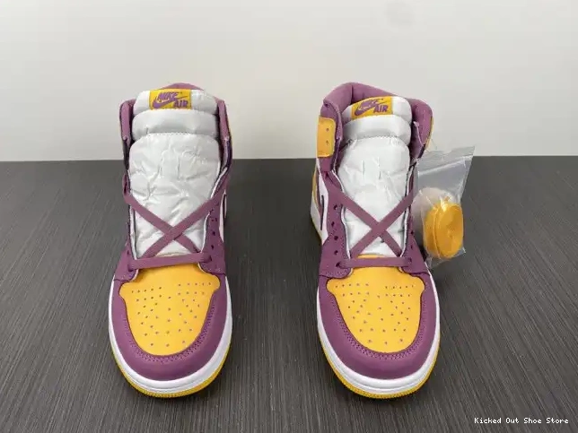 Kicked Out Shoe Store 555088-706 High 1 Brotherhood OG Air Jordan 0519